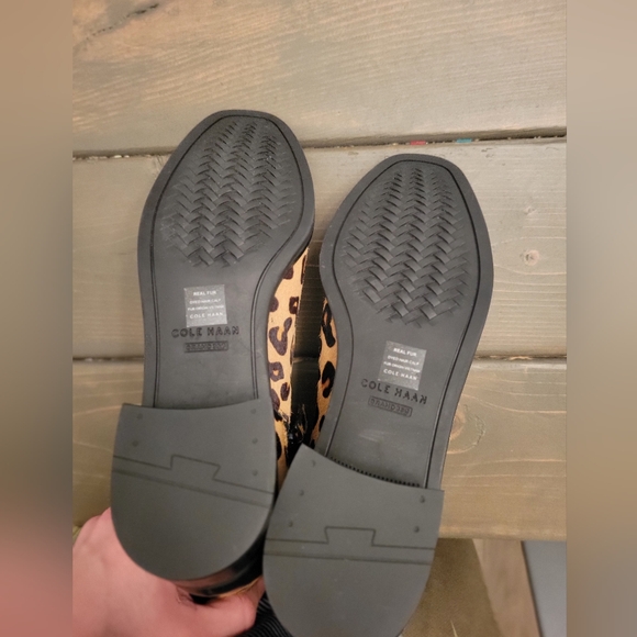 Cole Haan Harrington Cheetah print real calf fur size 7 1/2 booties - Picture 7 of 7